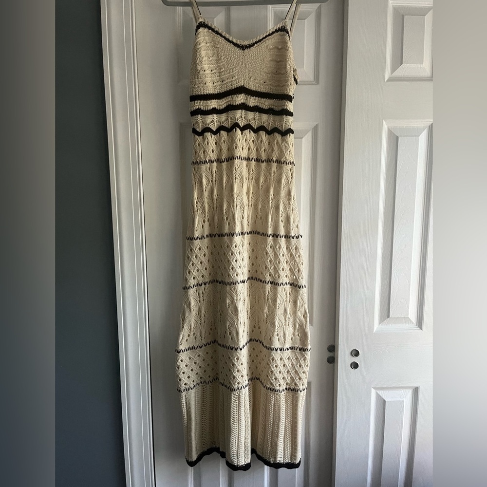 NWT ILLA ILLA Off-White Eyelet Crochet Midi Dress Women’s Size Medium